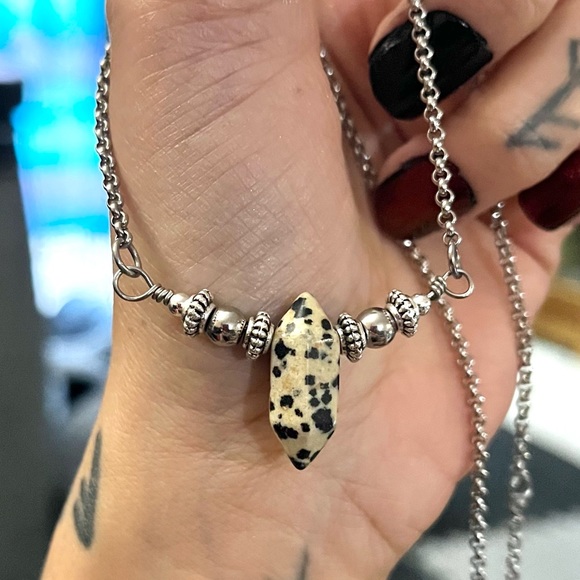 🔴Handmade Double terminated dalmatian jasper gems adjustable choker necklace - Picture 3 of 10